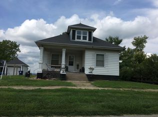 1317 Paxton St, Mound City, MO 64470