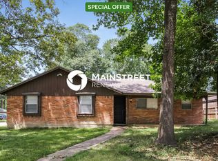 2003 Woodway Dr, New Caney, TX 77357