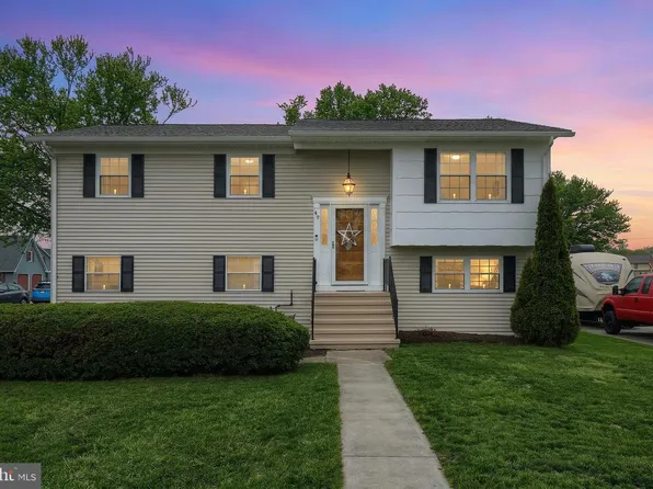 49 Scott St, Hanover, PA 17331