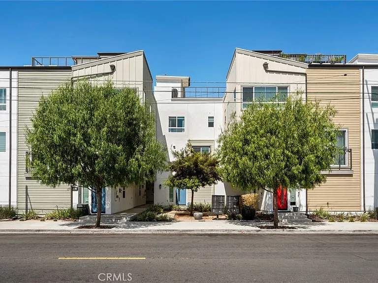 1811 S Mesa St — Photo 3