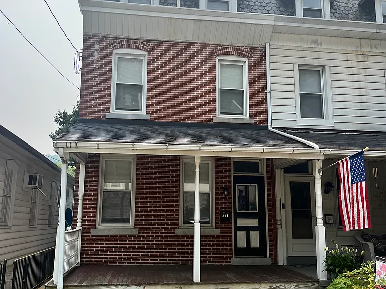 521 Ford St — Photo 4