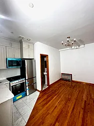 Rented by Apple Exclusive Realty Inc