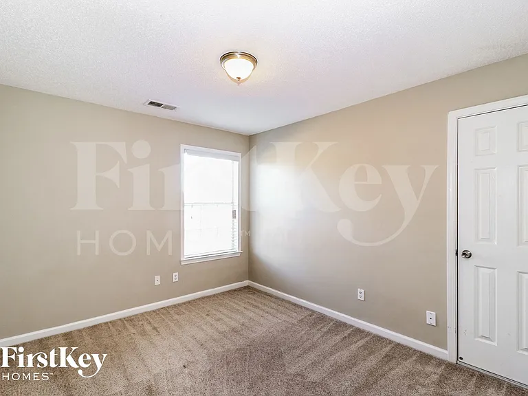 1088 Red Fern Cir W — Photo 9