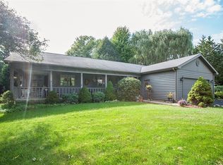 4513 Fox Creek Trl, Crystal Lake, IL 60012