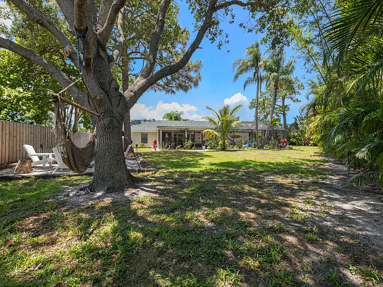 591 Kriss Ln — Photo 15