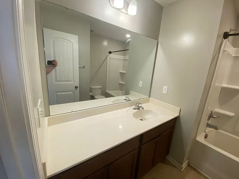 35 S Grey Abbey Dr — Photo 22