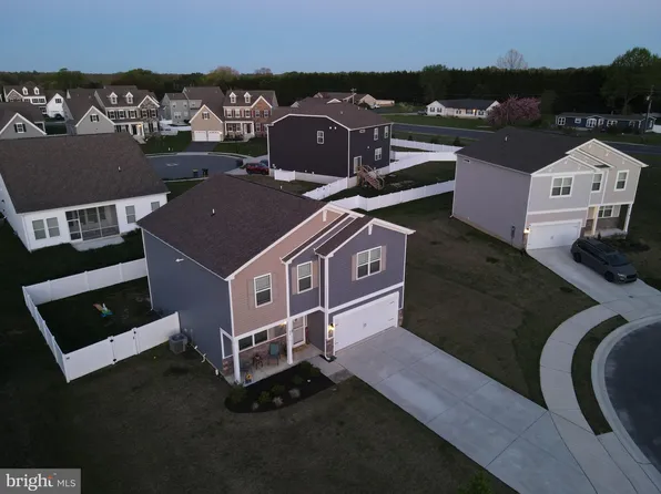 55 Pinyon Ct, Dover, DE 19904