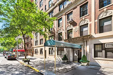 410 East 57th Street in Sutton Place