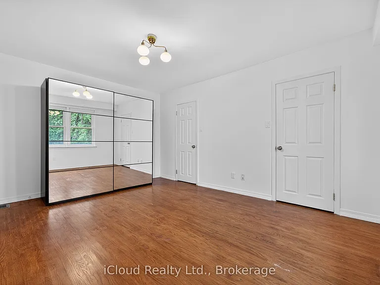 52 Montressor Dr — Photo 21