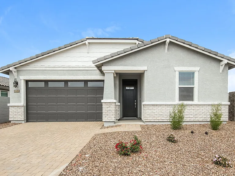 24404 W Grove St — Photo 1