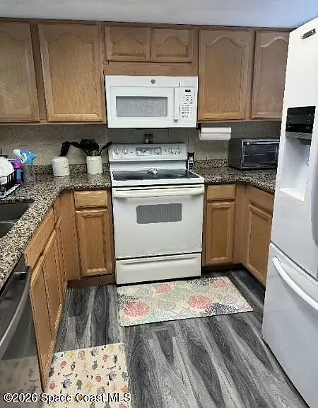 299 Chandler St — Photo 4