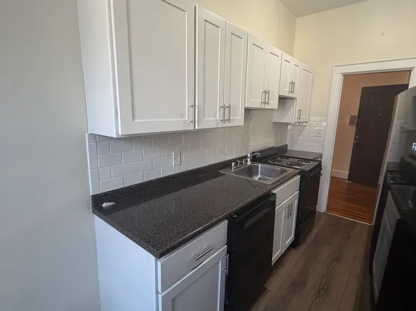 2041 Commonwealth Ave Floor 4, Brighton, MA 02135
