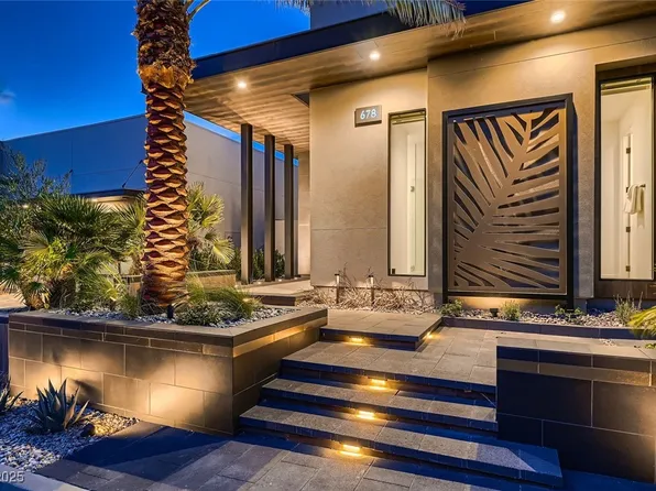 678 Blackrock Rim Dr, Henderson, NV 89012