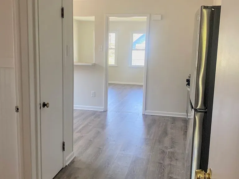 1530 Abbott Rd — Photo 12