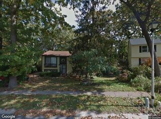 752 Hyde Park Dr, Glen Burnie, MD 21061