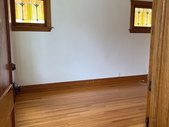 3rd image of 5236 N Laramie Ave