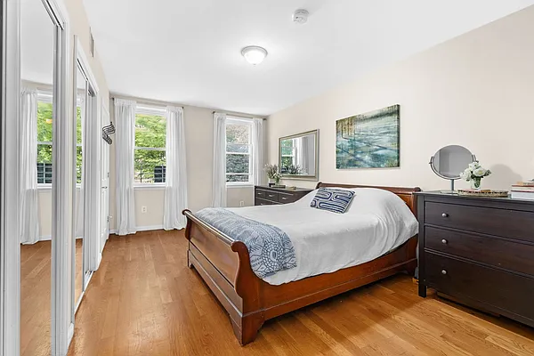Sold by Compass | media 6