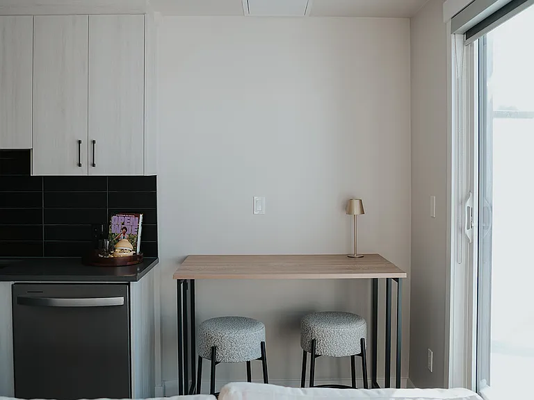 8450 106a Ave NW — Photo 9