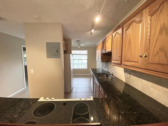 5th image of 2500 Black Olive Boulevard #202