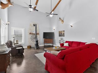 2800 County Road 2905, Dodd City, TX 75438