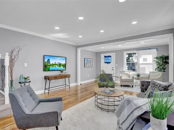 137-40 96th Place, Ozone Park, NY 11417