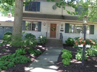 208 Oakwood Rd, Wilmington, DE 19803