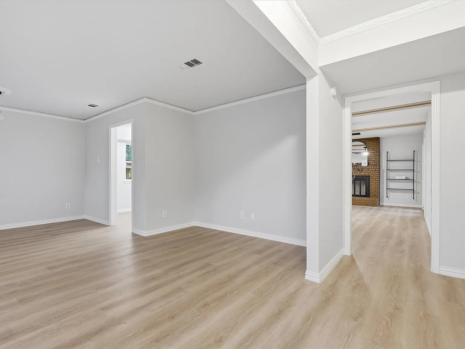 3 bed, 1716 sqft, $2,500 — Photo 4