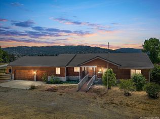 24181 Willow Pass Dr, Tehachapi, CA 93561