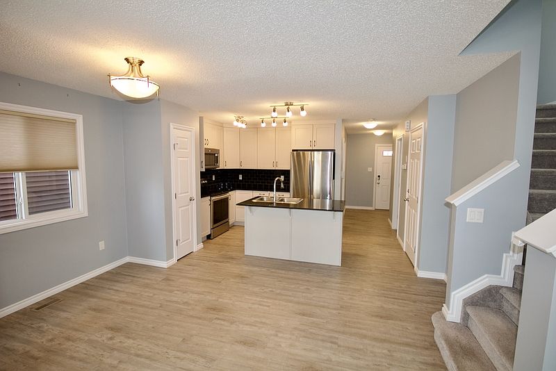 Edmonton House for rent - 4 Bedrooms — photo 16