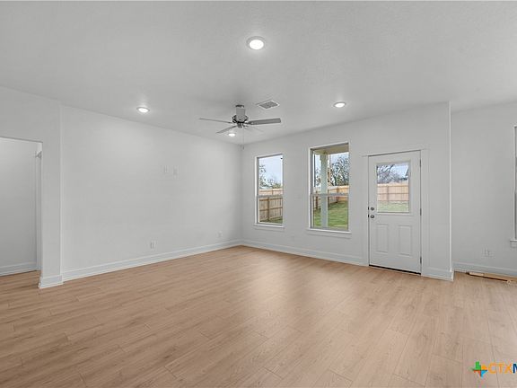 7th image of this home