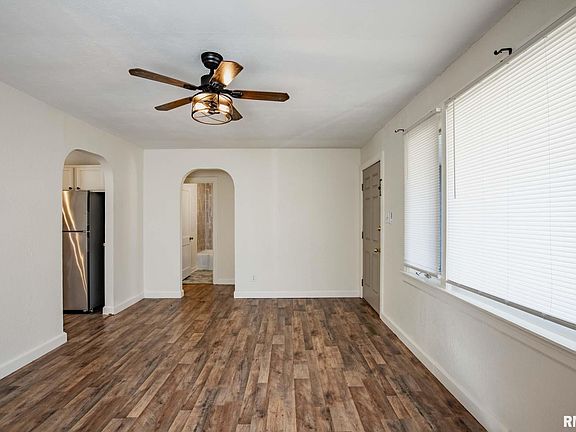 2nd image of 406 Charlotte Rd