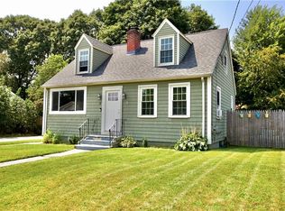 17 Tarleton St, Warwick, RI 02889