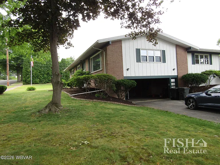 1820 Shiffler Ave — Photo 3