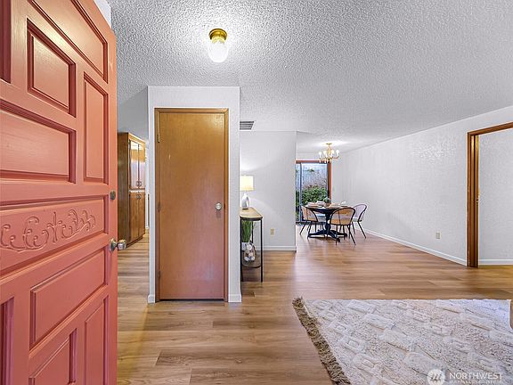 4th image of 1494 Greenville Drive