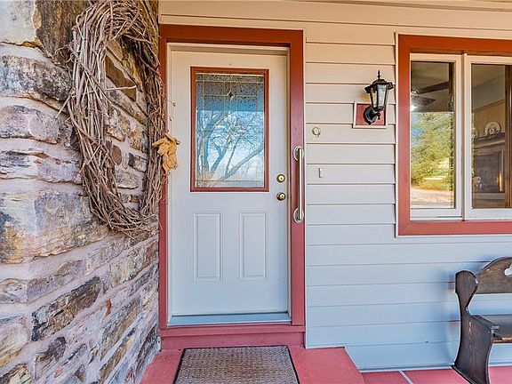 2nd image of 9 Lawson Ln