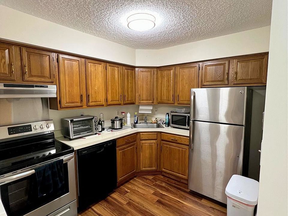 1st image of 2304 Aspen Dr #2304
