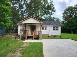 5 Suncrest Dr, Phenix City, AL 36870