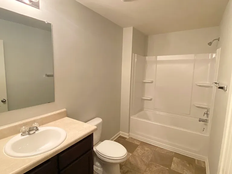 100 Rosegate Dr — Photo 15