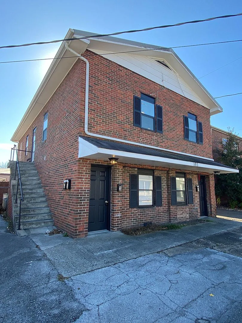 Building Photo - 103 W 6th St