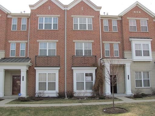 1st image of 4760 N Lamon Ave #4760