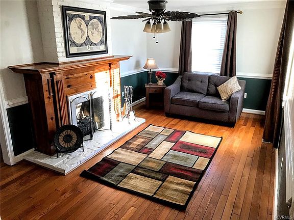 2nd image of 6103 Clover Ln