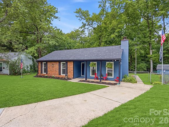 3rd image of 6804 Delta Lake Dr