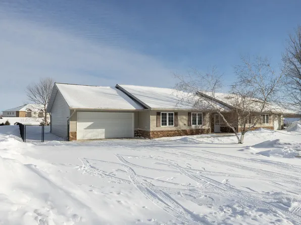 116 Elm St W, Detroit Lakes, MN 56501