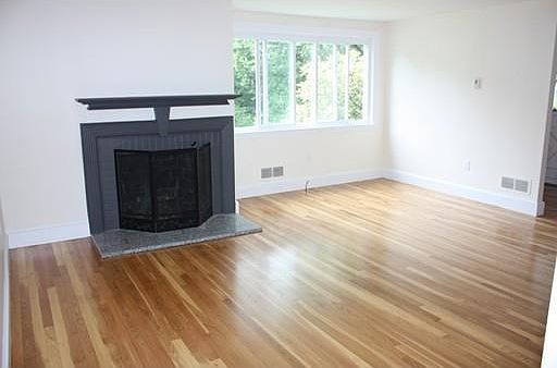 1st image of 174 Railroad Ave