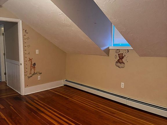 5th image of 231 Green St #231