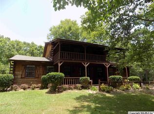 126 Long Dr, Danville, AL 35619
