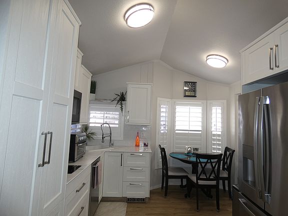 3rd image of 1110 N Henness Rd Lot 934