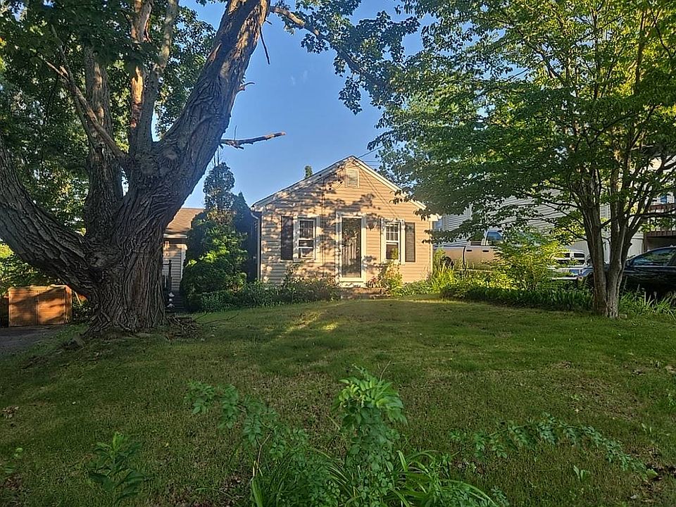 1st image of 6 Eastview Rd