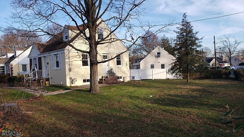 2nd image of 457 Brooklawn Ave