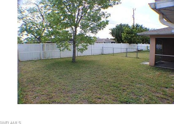 2nd image of 109/111 NE 16th Pl